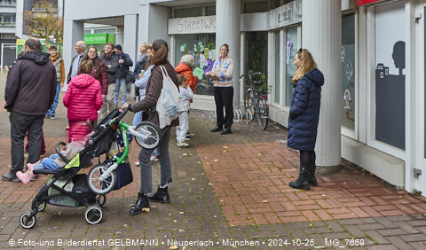 25.10.2025 - Illustrationen und Wall Art mit Katharina Konte und Architekten Herbert Kocht des Marx-Zentrum  